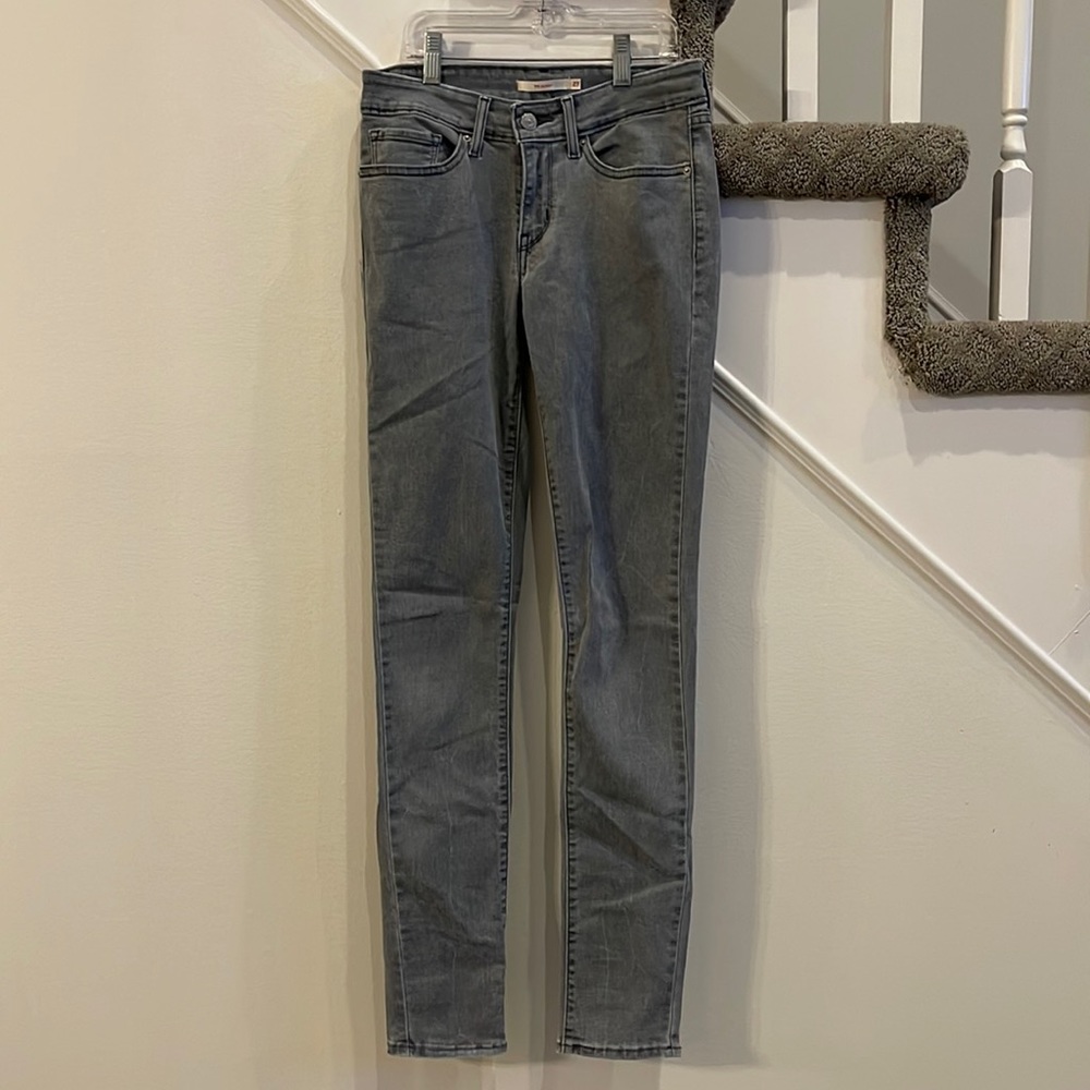 Grey Levi skinny jeans